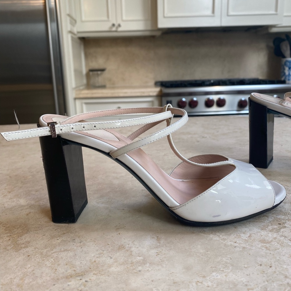 Fendi authentic sandals heels white beige stacked 36.5